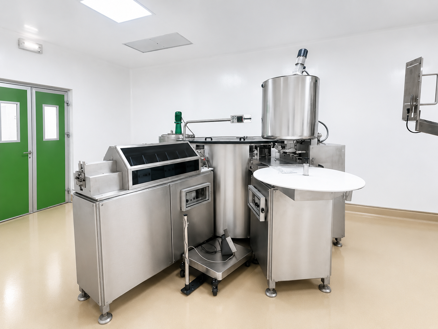 Réacteur liquides et semi-solides